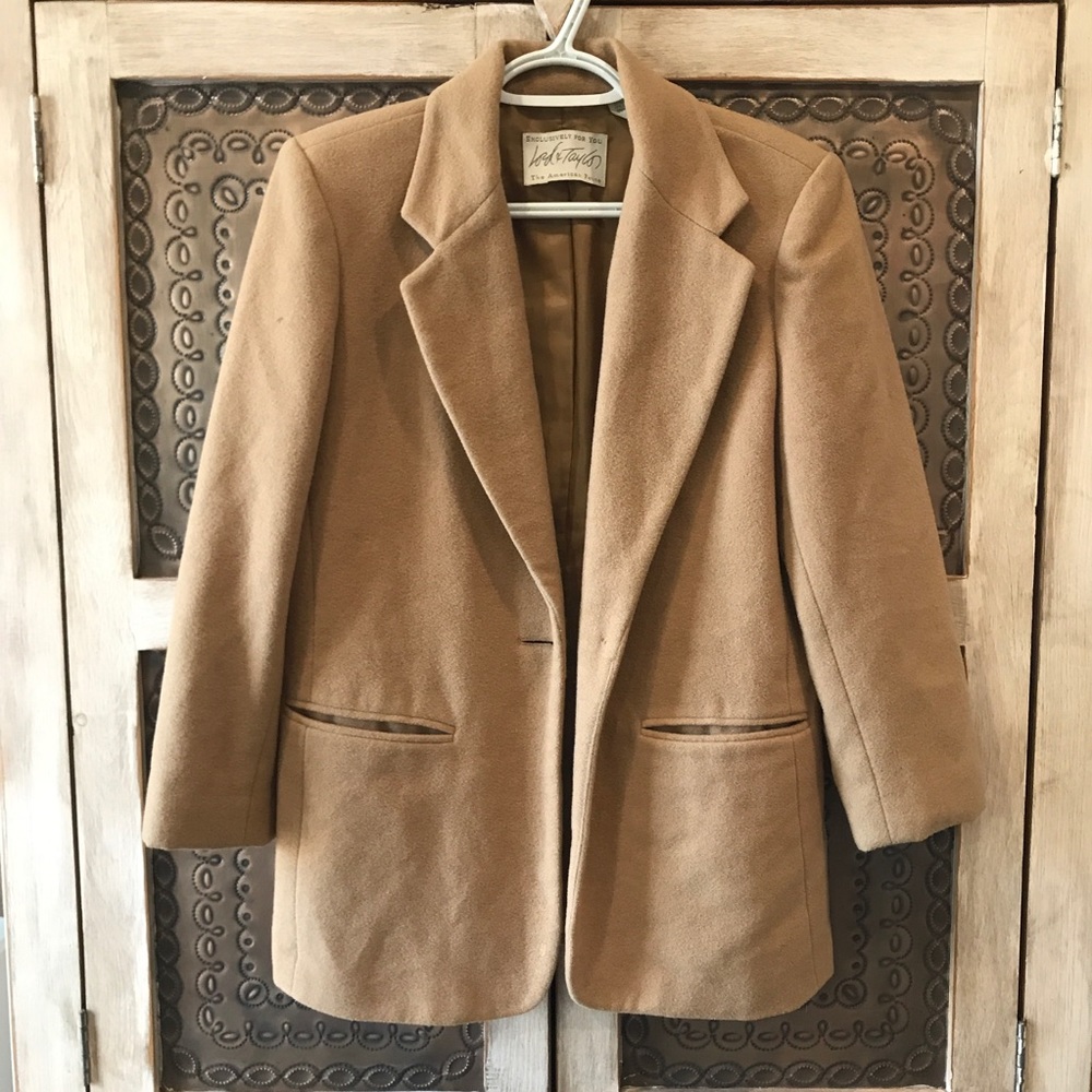 Wool and Cashmere Blazer.